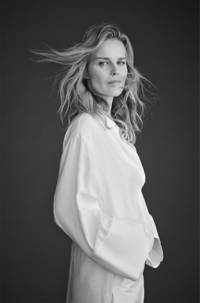 Η Eva Herzigova είναι το νέο πρόσωπο της νέας καμπάνιας Massimo Dutti